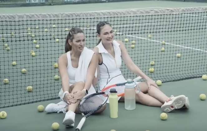 Potret Ada Gaya Luna Maya VS Nia Ramadhani saat Bermain Tenis, Gak Mau Kalah Sama Nagita 