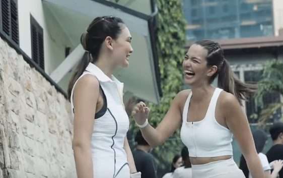 Potret Ada Gaya Luna Maya VS Nia Ramadhani saat Bermain Tenis, Gak Mau Kalah Sama Nagita 
