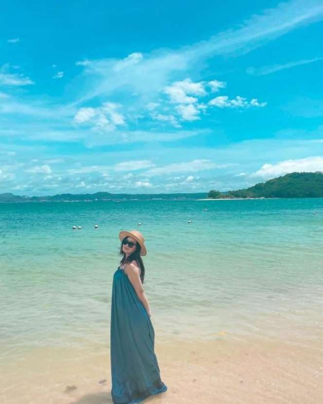 Potret Cantiknya Putri Elly Sugigi, Ulfi Damayanti yang Buat Seorang TNI Jatuh Cinta