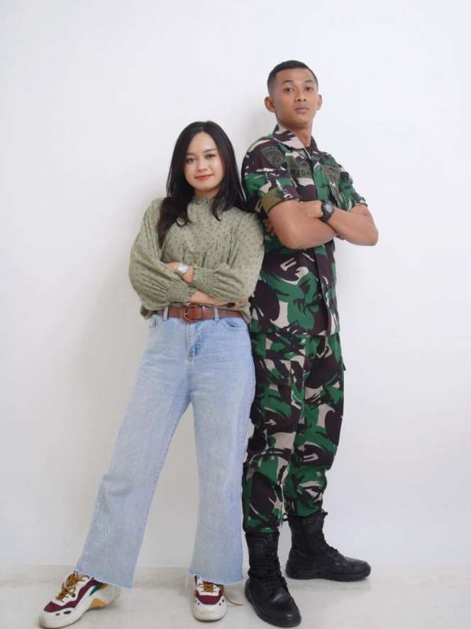 Potret Cantiknya Putri Elly Sugigi, Ulfi Damayanti yang Buat Seorang TNI Jatuh Cinta
