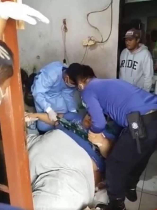 Potret Rumah Pria Tangerang Berbobot 300 Kg yang Dievakuasi Pakai Forklift, Ternyata Hanya Tinggal dengan Sang Ibu!