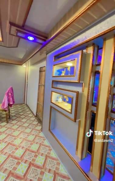 Rumah Panggung di Atas Air Ini Dari Luar Tampak Sederhana, Lihat Dalamnya Ternyata Bak Istana, Netizen: `Bingung Cara Bawa Barang Mewahnya`