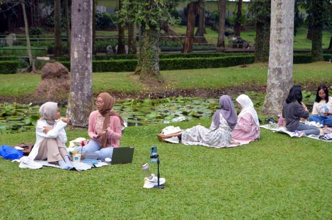 Bak di Eropa! Potret Taman Langsat 'Surganya' Para Konten Kreatif