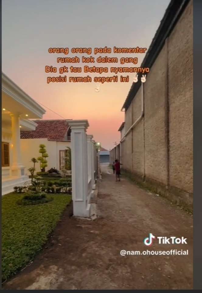 Penampakan Rumah Dalam Gang Sempit Ini Netizen Syok, Aksesnya Bikin Ngelus Dada, Tapi Huniannya Bak Vila Mewah!