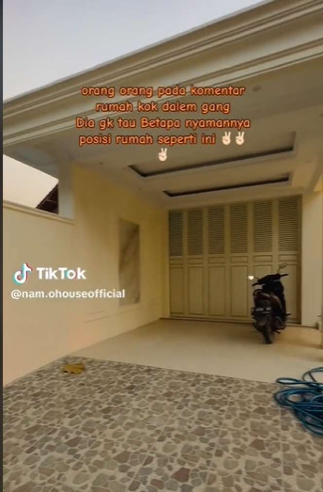 Penampakan Rumah Dalam Gang Sempit Ini Netizen Syok, Aksesnya Bikin Ngelus Dada, Tapi Huniannya Bak Vila Mewah!