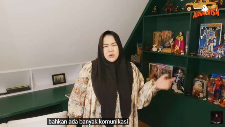 10 Potret Rumah Risa Saraswati yang Angker, Ada Loteng Pembawa Petaka & Hantu Muka Hancur!