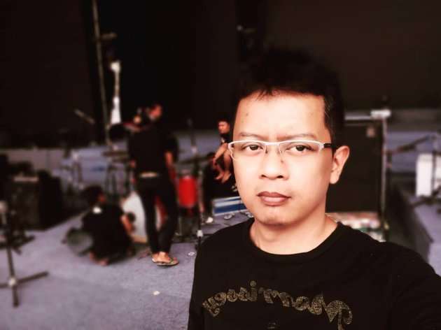 Ingat Anton Mantan Drummer Pertama Sheila On 7? Nasibnya Miris, Jadi Kuli Hingga Pencipta Radio Suara Hantu, Ini Potretnya