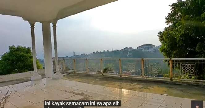 10 Potret Rumah Mewah Bak Istana Sultan yang Terbengkalai, Ada Kisah Tragis di Baliknya!