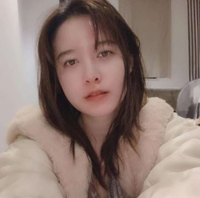 10 Potret Artis Papan Atas Korea Saat Tampil Polos, Visualnya Bikin Melongo