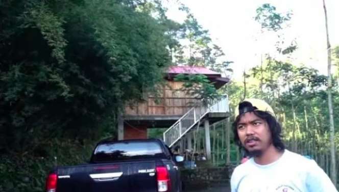 Potret Rumah Artis di Tengah Hutan yang Jarang Tersorot