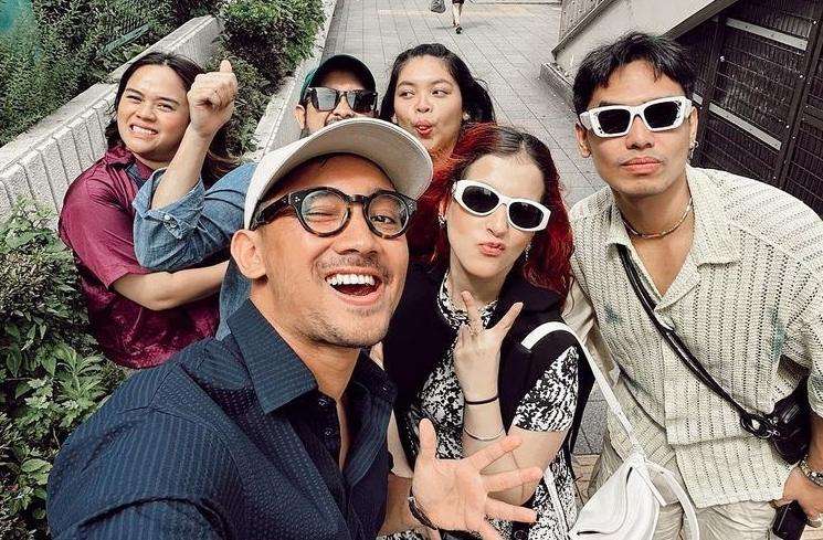 Potret Tasya Farasya Ajak Karyawan Liburan ke Jepang Sambil Dibelanjain, Apa Kabar Tasyi Athasyia?