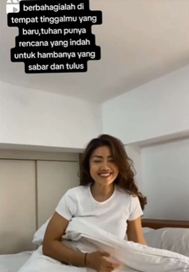 10 Potret Kos-Kosan Inge Anugrah Usai Cerai dari Ari Wibowo, 'Seuprit' Banget!