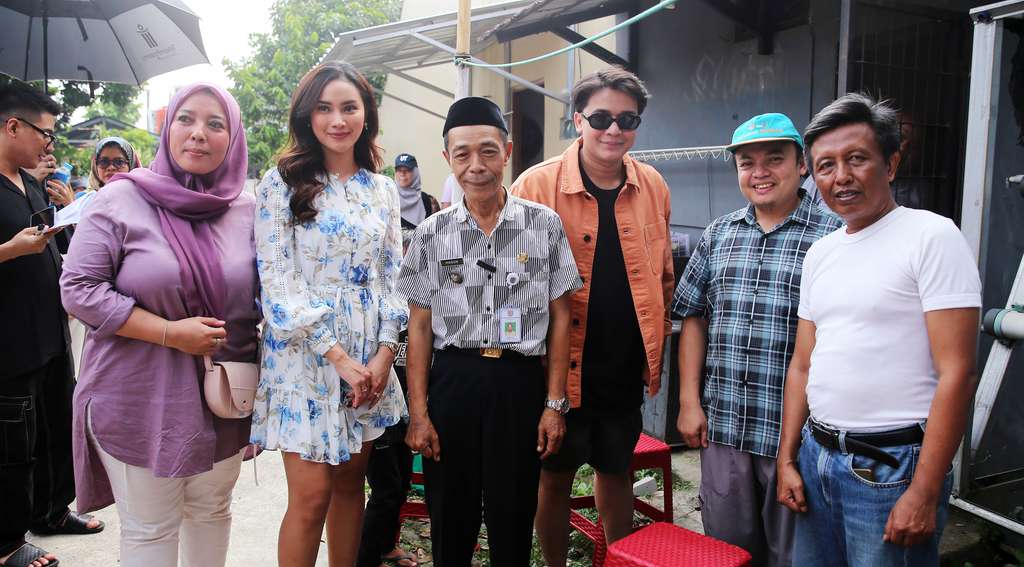 Gaya Billy Syahputra Saat Aktivitas, Kece Abis