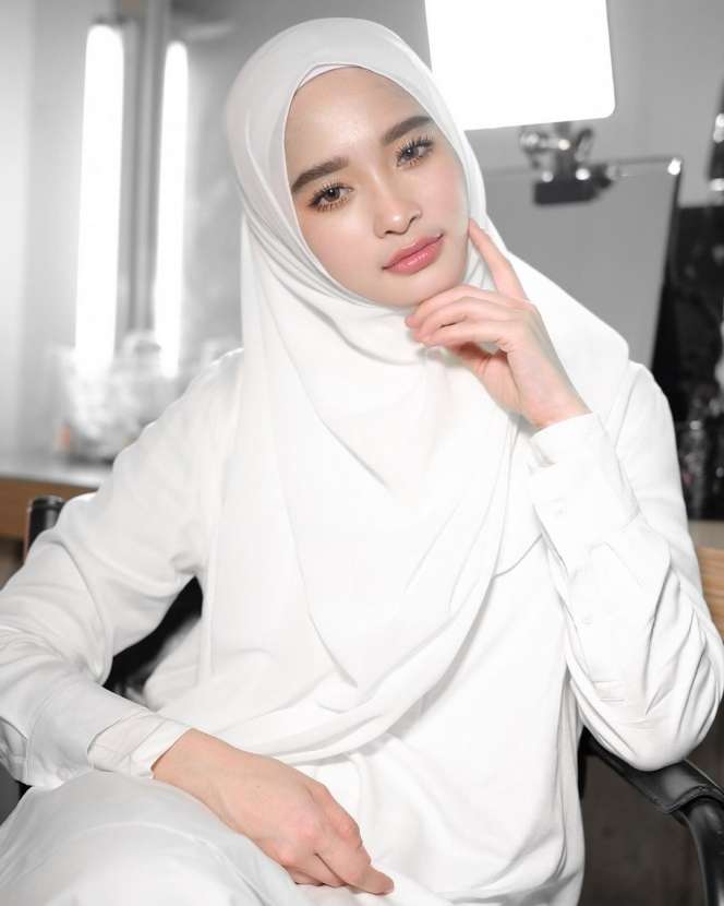 10 Potret Ibunda Inara Rusli yang Baru Disorot, Cantiknya Bak Bidadari, Ternyata Mantan Artis Terkenal!
