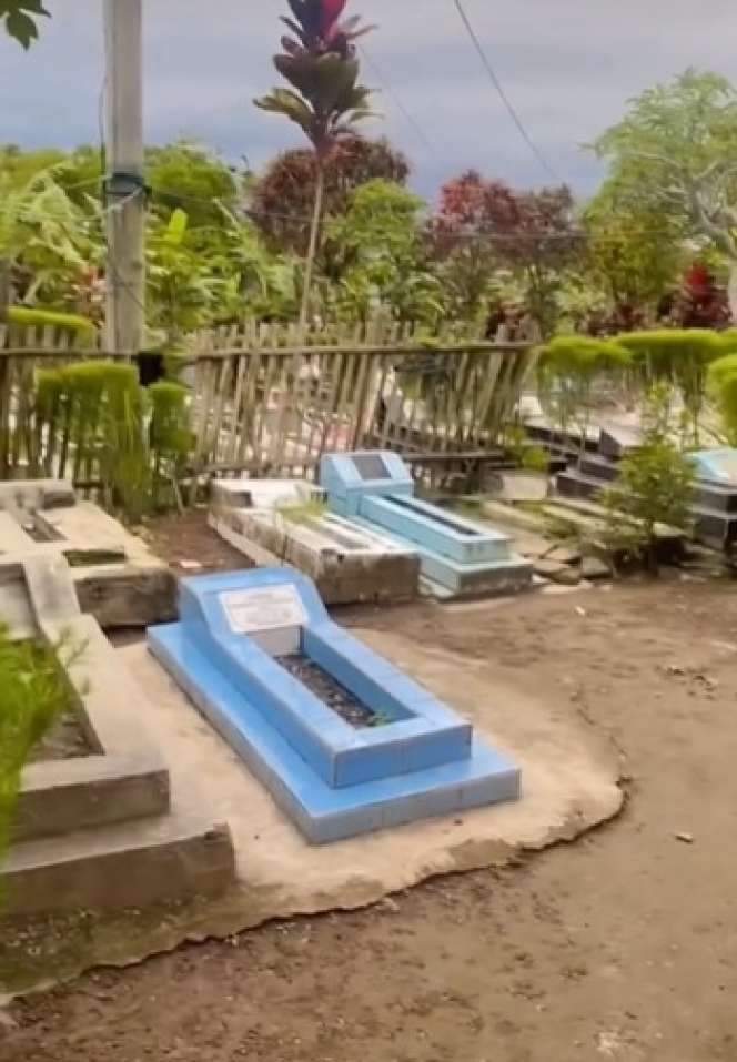 Potret Rumah Mewah Dekat Kuburan, Kerap Ketakutan Jika Ada yang Dimakamkan Tengah Malam!