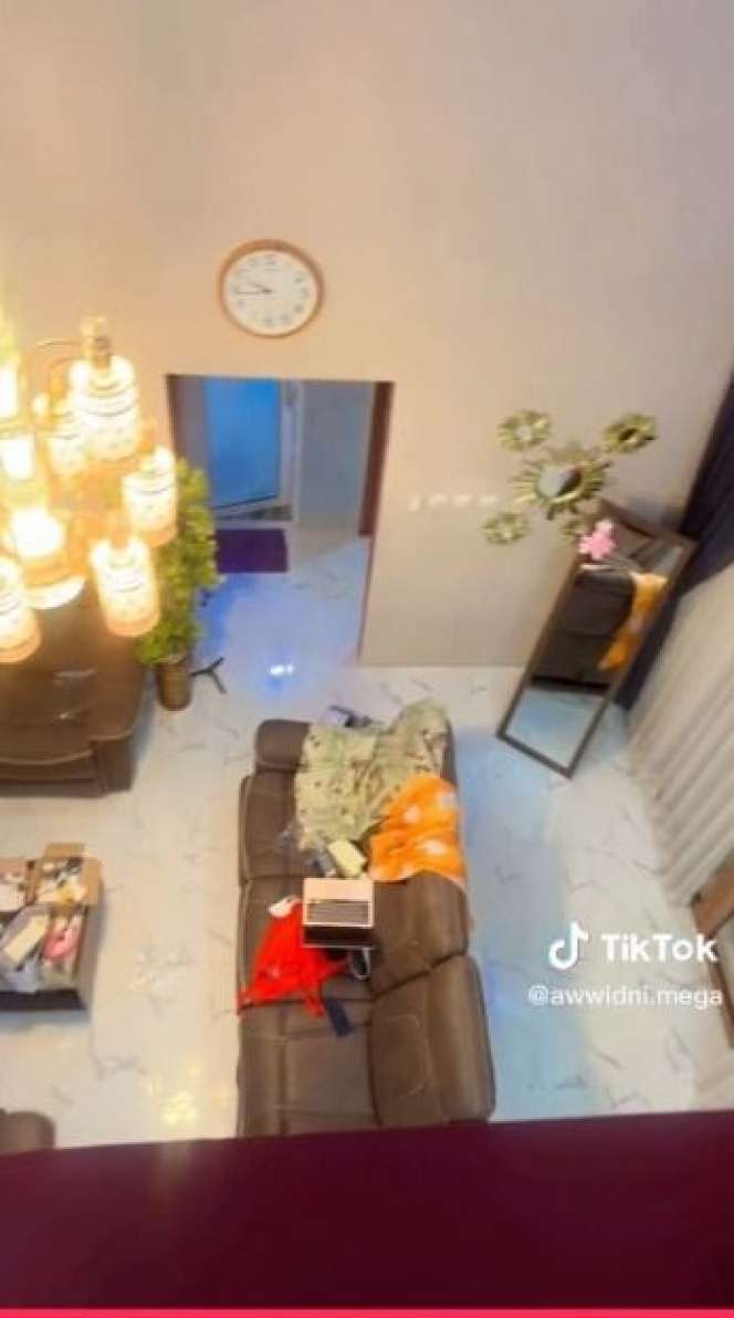 Potret Rumah Mewah Dekat Kuburan, Kerap Ketakutan Jika Ada yang Dimakamkan Tengah Malam!