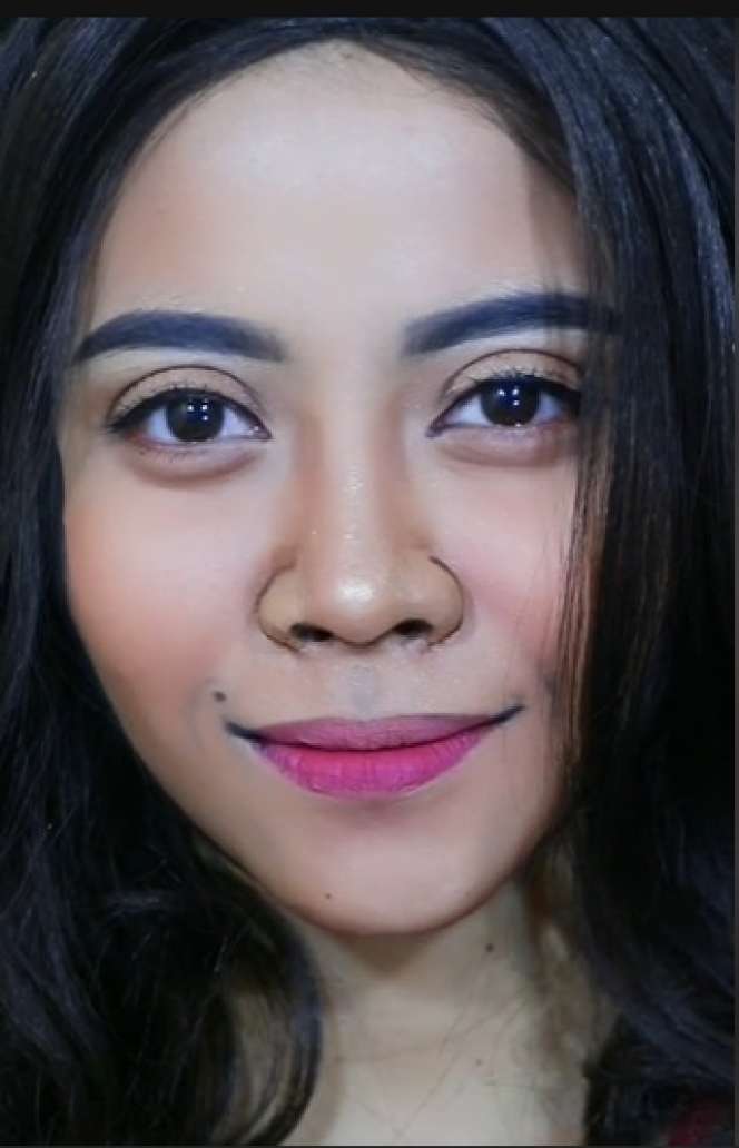 Wanita Seribu Wajah Ini Ditantang Recreate Makeup Ala Nagita Slavina, Salfok Hasilnya Malah Kayak Gini!