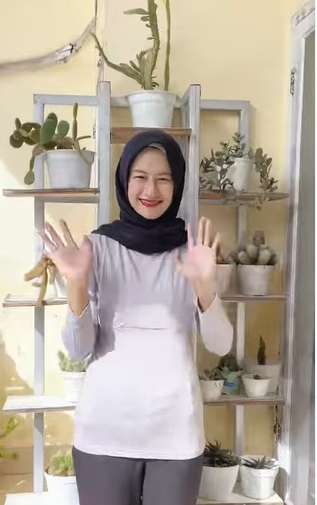Viral di Media Sosial, Potret Lita Hendratno yang Kini Jadi Emak-emak Dasteran, Ternyata Dulunya Finalis Miss Indonesia!