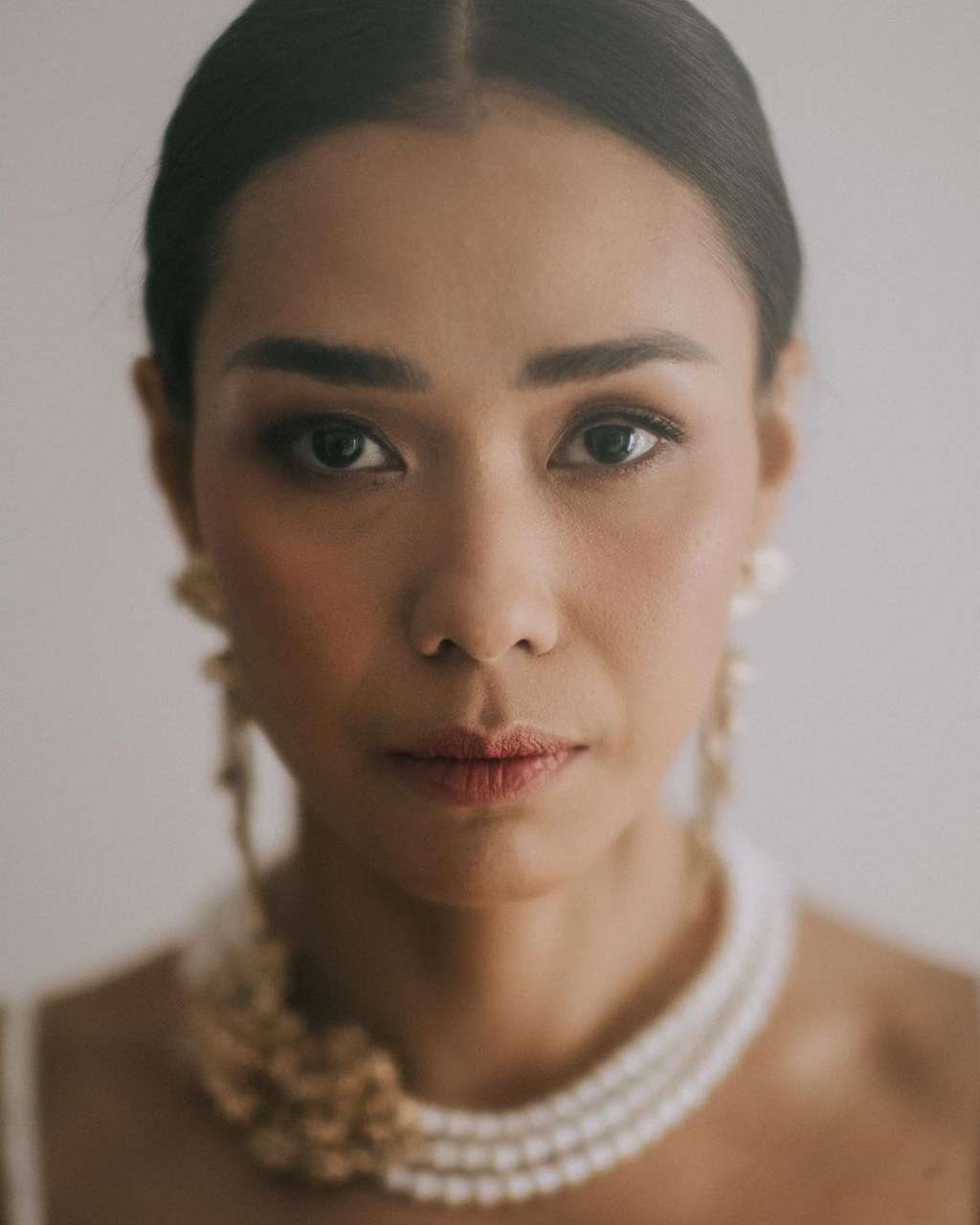 Potret Pernikahan Adinia Wirasti dengan Pria Bule yang Baru Diungkap