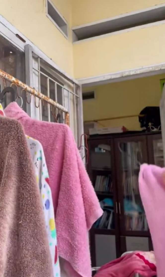 10 Potret Rumah Lita Hendratno, Miss Indonesia yang Viral Jadi Emak-Emak Berdaster Lusuh, Huniannya Jauh dari Mewah!