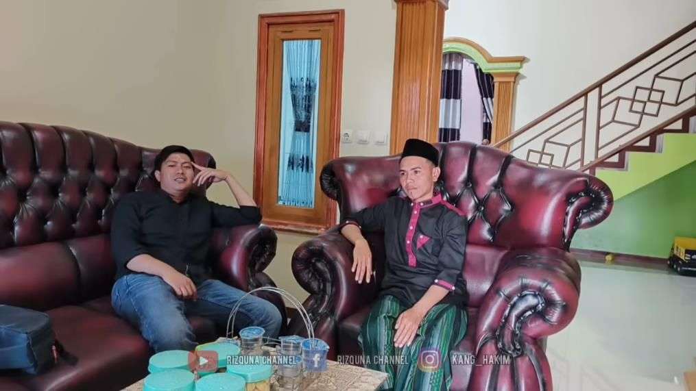 Viral Rumah Megah di Pinggir Sawah, Dikira Milik Pejabat Ternyata Penjual Siomay, Lihat Potretnya