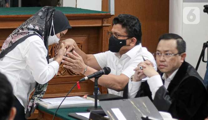 Masih Ingat Susi ART Ferdy Sambo? Dulu Viral Karena Berbelit-belit di Persidangan, Kini Unggah Status Mengejutkan di Tiktok