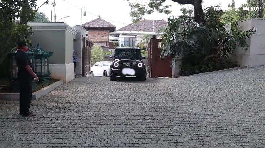 Potret Rumah Mewah Rini S Bono dan Ricardo Gelael, Pembalap Profesional yang Kini Jadi Bos KFC!