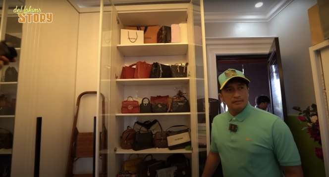 Artis Ini Dulu Terkenal Berkat Video Curhatnya Viral, Kini Tajir Melintir Punya Rumah Miliaran, Lihat Potretnya