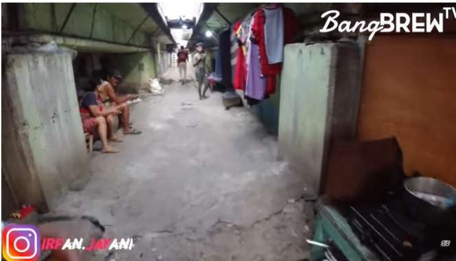 Potret Perkampungan di Bawah Kota Jakarta, Tak Disangka Seperti Ini Penampakannya…