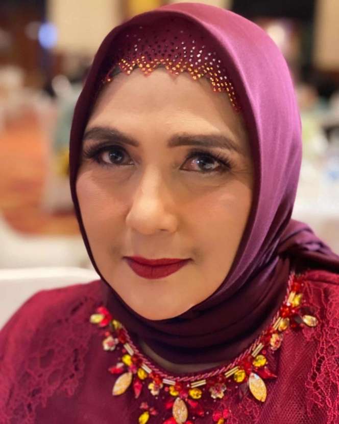 Wajah-wajah Bintang Film Dewasa yang Sekarang Hijrah