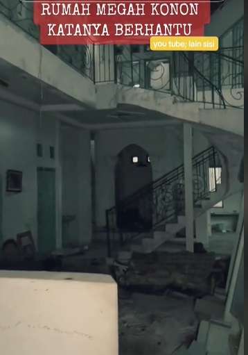 Rumah Mewah Terbengkalai Ini Diduga Milik Artis, Ada yang Lihat Penampakan Hantu Wanita di Dalamnya, Auto Merinding!