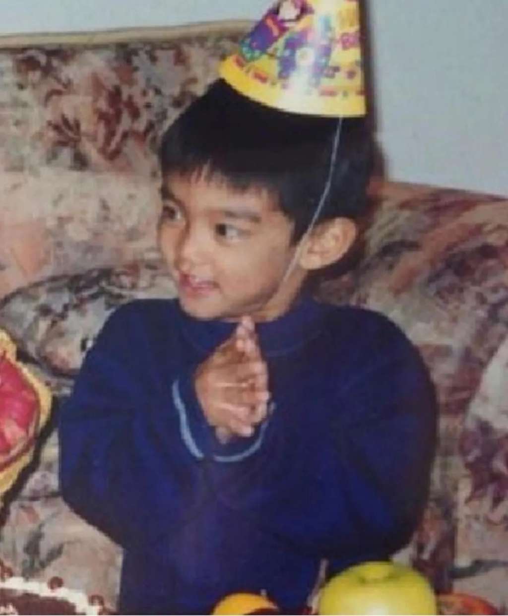 15 Foto Masa Kecil Artis Saat Rayakan Ultah, Ayu Ting Ting Usia 5 Tahun Udah Dandan Menor