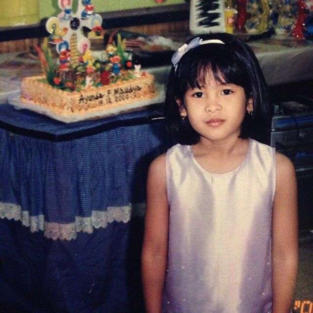 15 Foto Masa Kecil Artis Saat Rayakan Ultah, Ayu Ting Ting Usia 5 Tahun Udah Dandan Menor