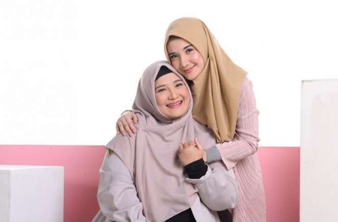 Artis Cantik ini Dulu Diceraikan, Kini Sukses Jualan Nasi Padang di Belanda, Lihat Potretnya Sekarang