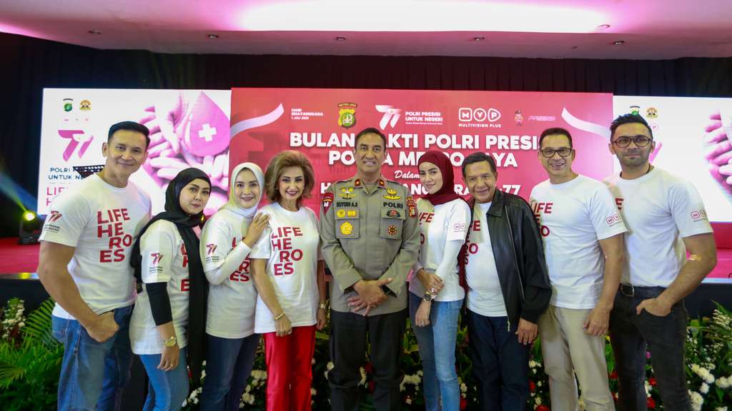 Lagi Donor Darah Olla Ramlan Tiba-tiba Ngaku Dijodoh-jodohkan sama Ari Wibowo