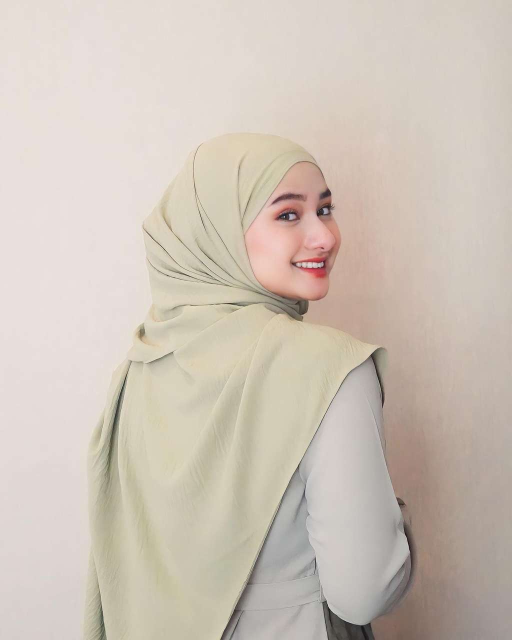 Nadzira Shafa Siap Buka Hati Usai Ditinggal Mendiang Ameer Azzikra, `Insyaallah Bisa Move On`