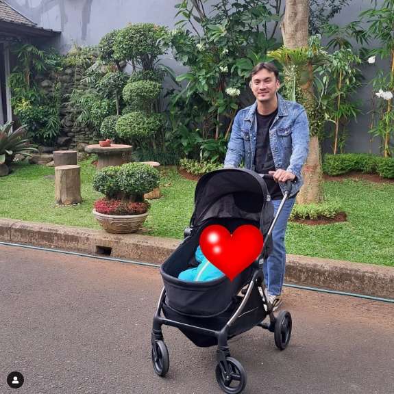 10 Potret Rumah Rendy Kjaernett, Diduga Selingkuh dengan Syahnaz Sadiqah, Tak Kalah Mewah dari Raffi Ahmad?