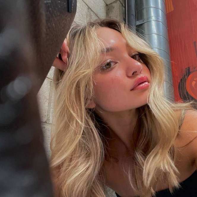 Potret Tina Keponakan Tamara Bleszynski yang Sekarang Jadi Artis Hollywood, Cantiknya Bak Barbie Hidup