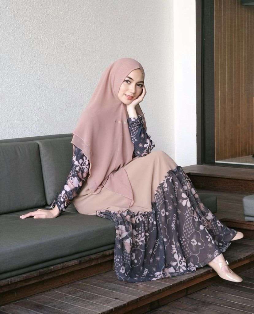 Potret Artis Dapat Hidayah Setelah Pulang Umrah, Kini Konsisten Berhijab
