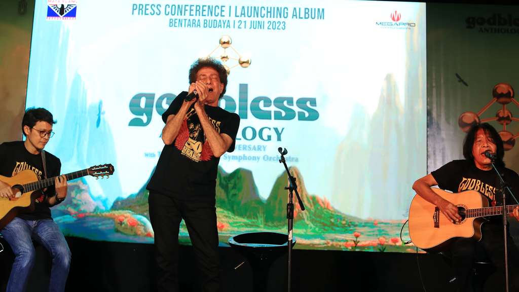 FOTO: Merayakan 50 Tahun Berkarya, God Bless Luncurkan Album 'Anthology', Suara Achmad Akbar Masih Menggelegar
