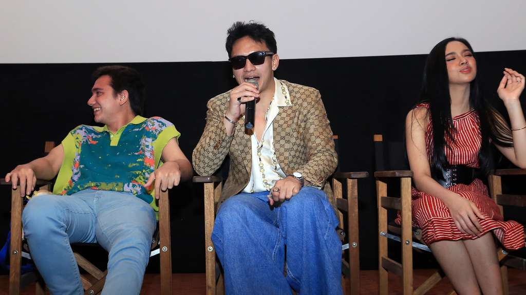 Potret Jefri Nichol Jadi Tunanetra