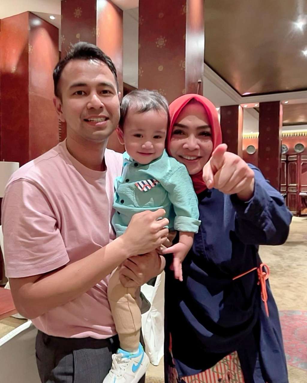 10 Potret Artis & Ibu Mertua Ini Bak Ibu dan Anak Kandung, Jeje Menantu Kesayangan Amy Qanita!