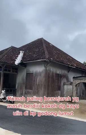 10 Potret Rumah Tua Usia 100 Tahun di Desa Terpencil, Termewah di Zaman Belanda, Dapurnya Jadul & Langka!