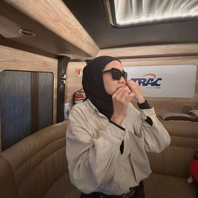 10 Potret Sepupu Ayu Ting Ting yang Diduga Sindir Perselingkuhan Syahnaz Sadiqah, Netizen: Nggak Ngaca?