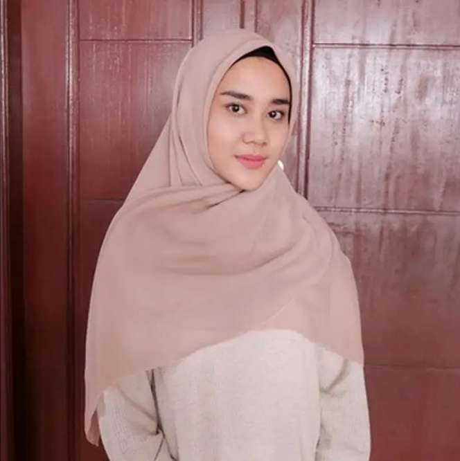 10 Potret Sepupu Ayu Ting Ting yang Diduga Sindir Perselingkuhan Syahnaz Sadiqah, Netizen: Nggak Ngaca?