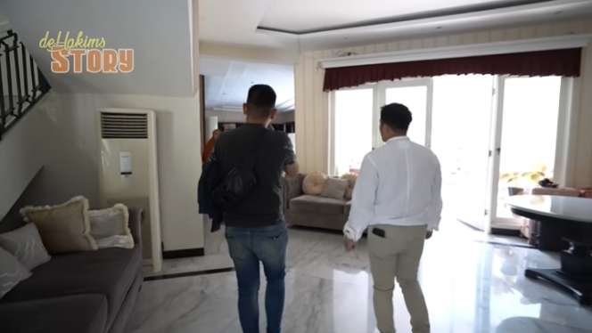 10 Potret Rumah Asisten Irfan Hakim yang Megah Bak Istana, Ternyata Lebih `Sultan` dari Bosnya!