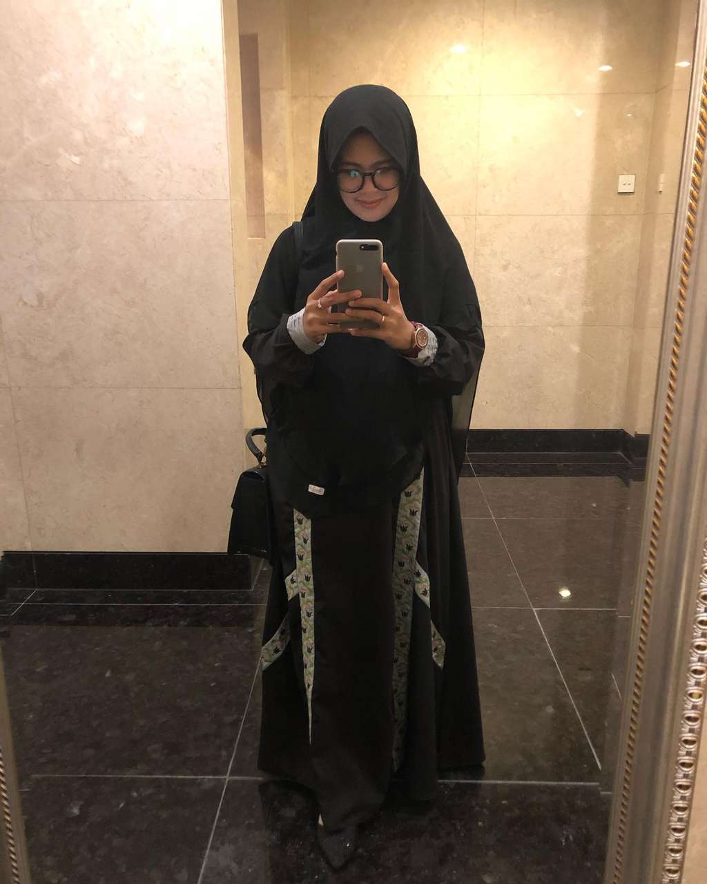 Potret Wiwin Supiyah Mantan Istri Motivator Dewa Prayoga, Sempat Ungkap Pesan Tersirat `Tak Bisa Kah Laki-laki Cukup dengan Satu Perempuan?