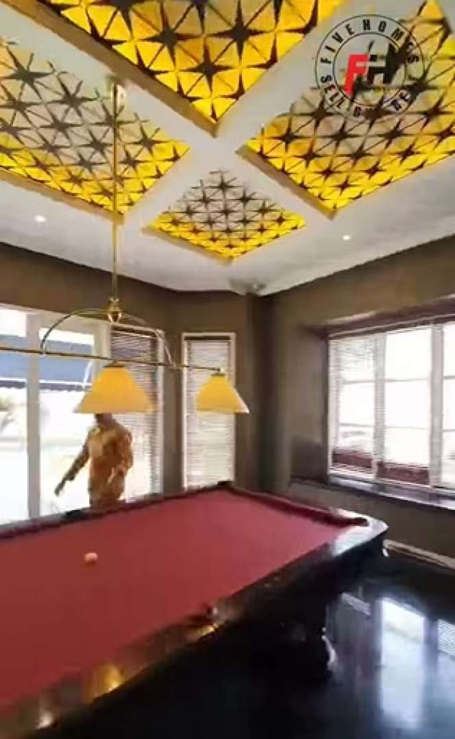 Penampakan Rumah Mewah Seharga Rp120 Miliar, Hunian Sultan Andara Kalah Jauh!