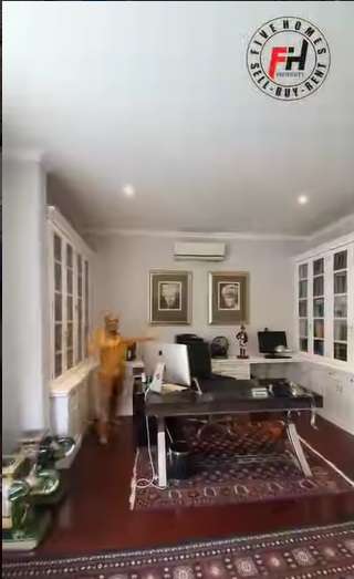 Penampakan Rumah Mewah Seharga Rp120 Miliar, Hunian Sultan Andara Kalah Jauh!