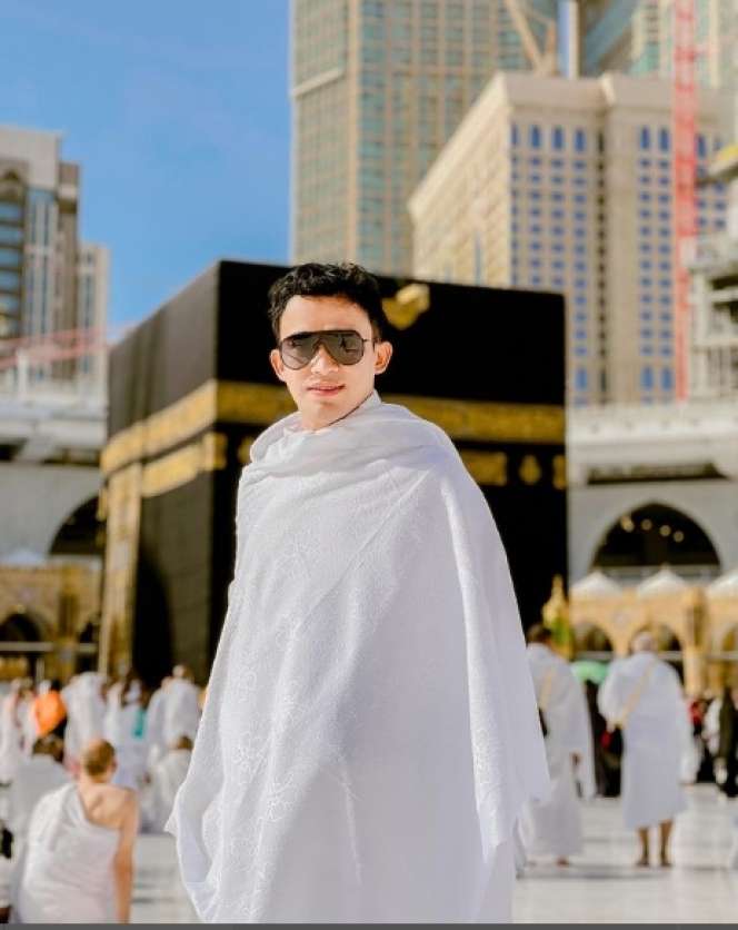 Viral Sales Popok Bayi Diludahi Saat Jualan, Kini Jadi Komedian Papan Atas, Rumahnya Megah Bak Istana, Ini Potret
